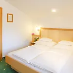 Apartment Gruener